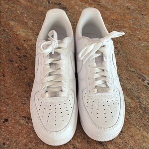 Nike Men's AF1 White Sneakers